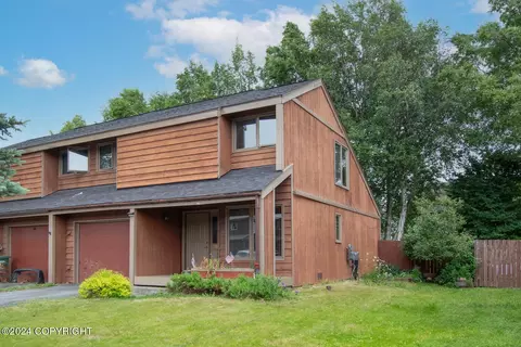 8061 Fairwood Cir, Anchorage, AK 99518