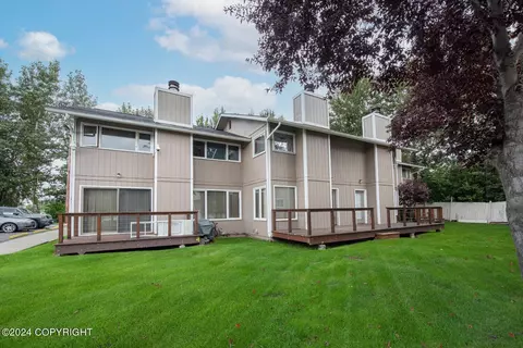 1800 Congress Cir, Anchorage, AK 99507