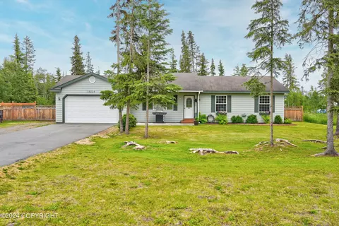 35224 W Brook Dr, Soldotna, AK 99669