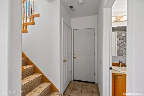17946 Chardonnay Cir, Eagle River, AK 99577 photo 17