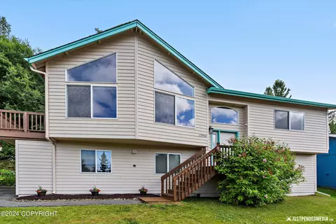 17946 Chardonnay Cir, Eagle River, AK 99577 photo 6