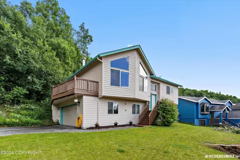 17946 Chardonnay Cir, Eagle River, AK 99577 photo 5