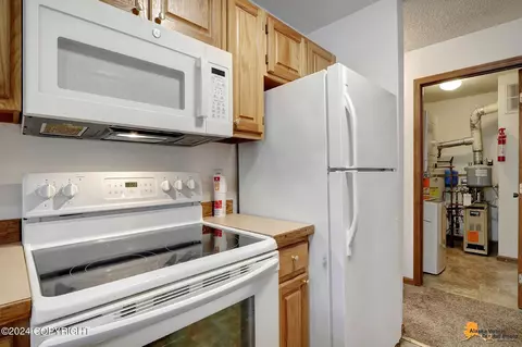 3031 E 42nd Ave # 401, Anchorage, AK 99508 photo 11
