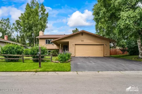 1811 Shadetree Cir, Anchorage, AK 99502
