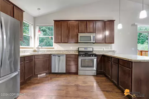 17251 S Juanita Loop, Eagle River, AK 99577 photo 12