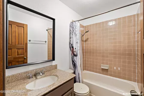Bath - 9431 Agattu Cir, Eagle River, AK 99577 photo 2 of 2