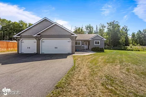 4869 N Bedrock Cir, Wasilla, AK 99654