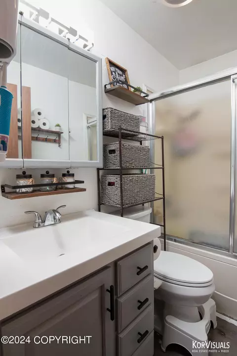 3710 E 65th Ave, Anchorage, AK 99507 photo 18
