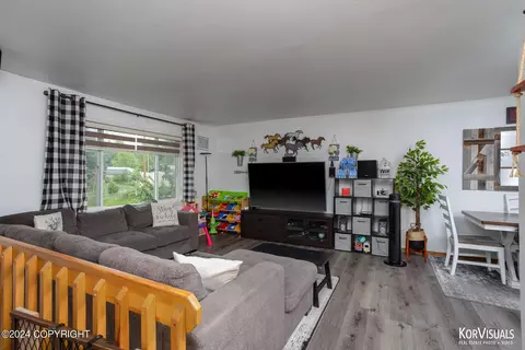 3710 E 65th Ave, Anchorage, AK 99507 photo 8