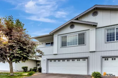 5548 Sapphire Loop # 49A, Anchorage, AK 99504