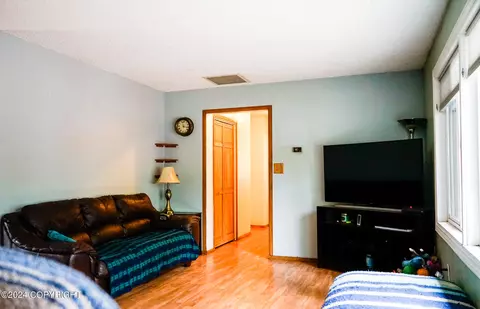 3570 Amber Bay Loop, Anchorage, AK 99515 photo 9
