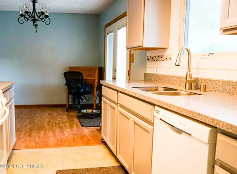 3570 Amber Bay Loop, Anchorage, AK 99515 photo 6