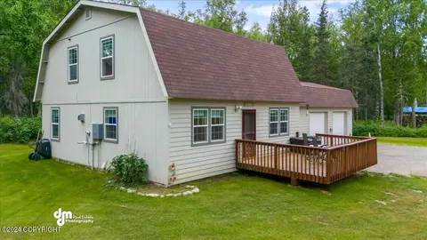 8213 Iditarod Cir, Wasilla, AK 99654