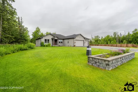 116 E Birchtree Dr, Wasilla, AK 99654