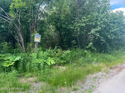18412 Mountain Rd, Chugiak, AK 99567 photo 5