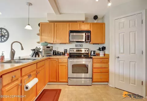6342 Whispering Loop # 28B, Anchorage, AK 99504 photo 6