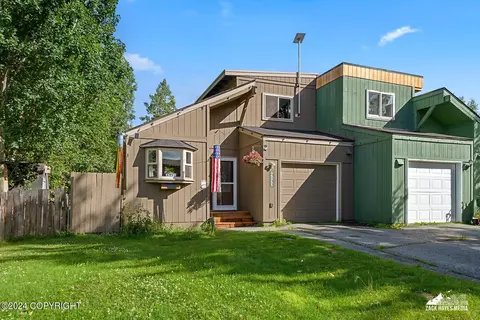 4132 Resurrection Dr, Anchorage, AK 99504