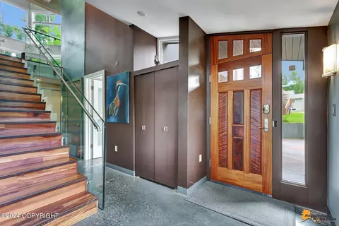 Entry Way - 1710 E 24th Ave, Anchorage, AK 99508 photo 5 of 7