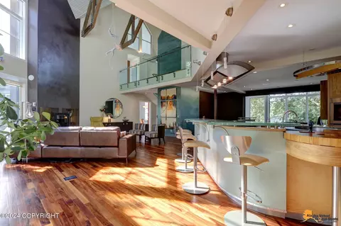 Living - 1710 E 24th Ave, Anchorage, AK 99508 photo 6 of 9