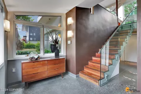 Entry Way - 1710 E 24th Ave, Anchorage, AK 99508 photo 6 of 7