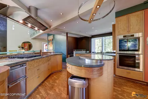 Kitchen - 1710 E 24th Ave, Anchorage, AK 99508 photo 4 of 9