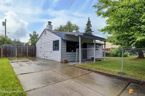 1506 Nunaka Dr, Anchorage, AK 99504