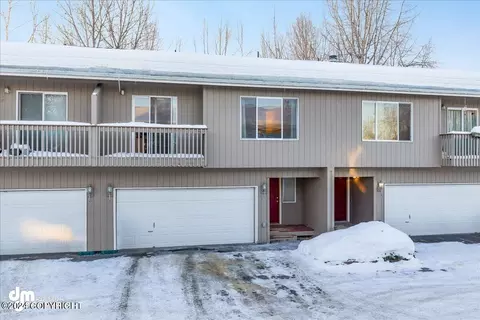 8943 Arlene St, Anchorage, AK 99502