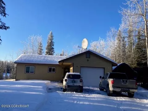 34045 Snow Ln, Soldotna, AK 99669