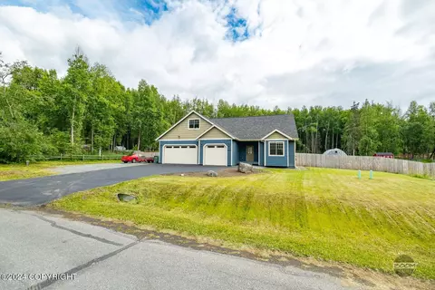 Exterior - 23070 Sheltering Spruce Ave, Chugiak, AK 99567 photo 3 of 12