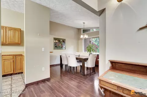 271 Dailey Ave # 10, Anchorage, AK 99515 photo 4