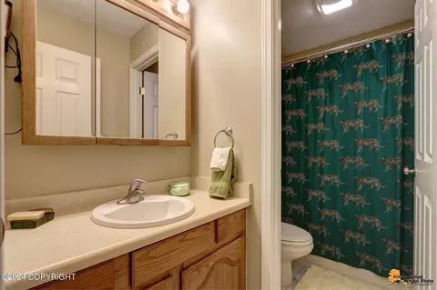 271 Dailey Ave # 10, Anchorage, AK 99515 photo 13
