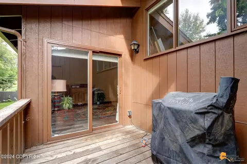 271 Dailey Ave # 10, Anchorage, AK 99515 photo 12