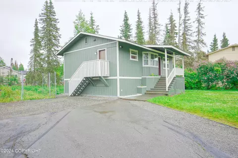 210 N Gill St, Kenai, AK 99611