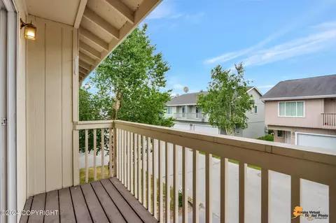 2469 Winter Ridge Ct # 25, Anchorage, AK 99507