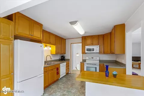 17822 James Way, Eagle River, AK 99577 photo 19