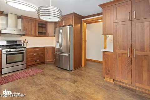 Kitchen - 18029 Kamkoff Ave, Chugiak, AK 99577 photo 3 of 5