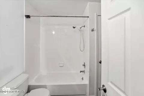Bath - 329 E 14th Ave # 12, Anchorage, AK 99501 photo 3 of 4