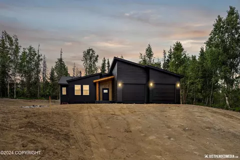 4944 W Notta Cir, Wasilla, AK 99623
