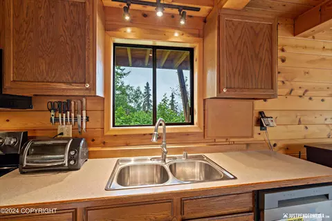 4039 Birdsong Dr, Eagle River, AK 99577 photo 18