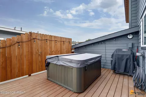 1167 Northpointe Bluff Dr, Anchorage, AK 99501 photo 24