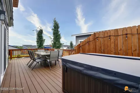 1167 Northpointe Bluff Dr, Anchorage, AK 99501 photo 23