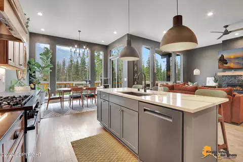 Kitchen - 27250 Wilde Cir, Eagle River, AK 99577 photo 4 of 5