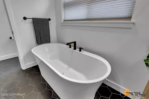Bath - 27250 Wilde Cir, Eagle River, AK 99577 photo 3 of 5