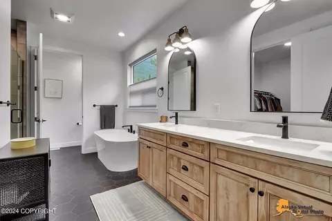 Bath - 27250 Wilde Cir, Eagle River, AK 99577 photo 1 of 5