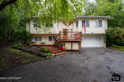 3031 N Banner Way, Wasilla, AK 99654