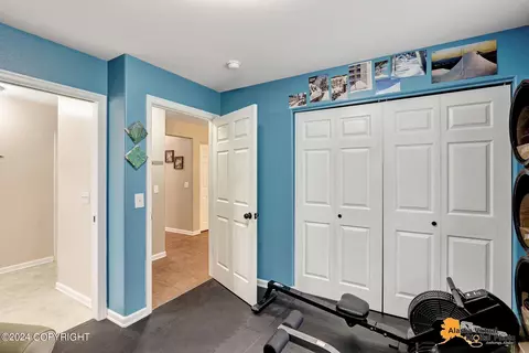 21140 River Park Dr, Eagle River, AK 99577 photo 7