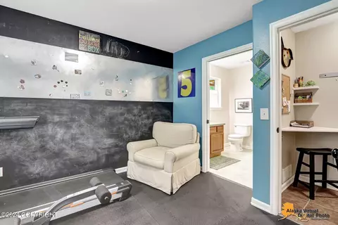 21140 River Park Dr, Eagle River, AK 99577 photo 8