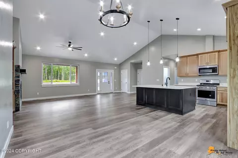 2844 E Wompas Cir, Wasilla, AK 99654 photo 5