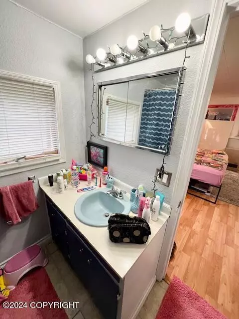Bath - 3003 W 33rd Ave, Anchorage, AK 99517 photo 2 of 3