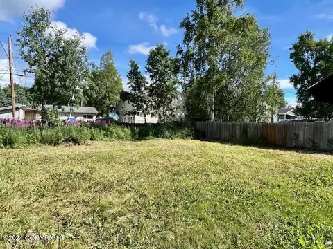 Exterior - 3003 W 33rd Ave, Anchorage, AK 99517 photo 2 of 3